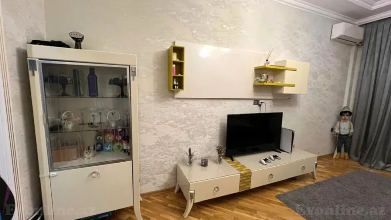 Satılır 3 otaqlı Mənzil Yeni tikili 105 m² 8 Noyabr m. - şəkil 3