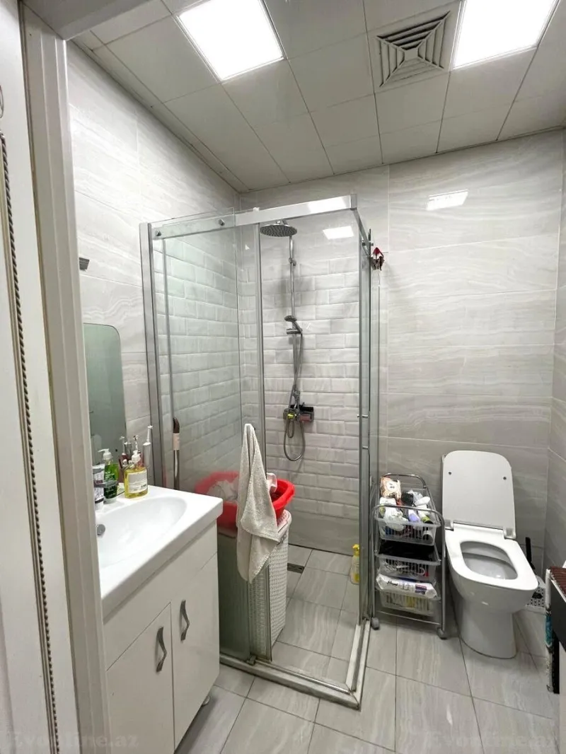 Satılır 3 otaqlı Mənzil Yeni tikili 105 m² 8 Noyabr m. - şəkil 18