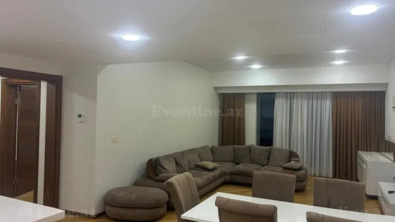 Kirayə verilir 4 otaqlı Mənzil Yeni tikili 190 m² 28 May m. - şəkil 5