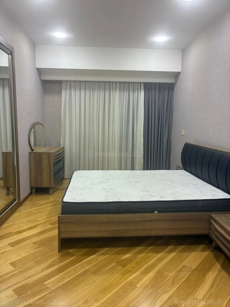 Kirayə verilir 4 otaqlı Mənzil Yeni tikili 190 m² 28 May m. - şəkil 7