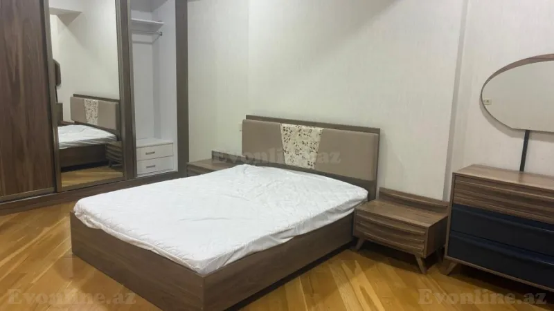 Kirayə verilir 4 otaqlı Mənzil Yeni tikili 190 m² 28 May m. - şəkil 10