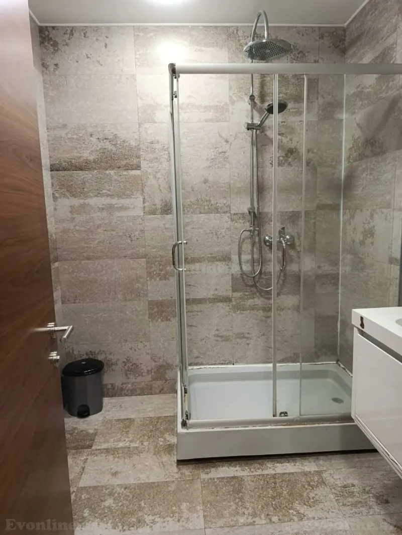 Kirayə verilir 4 otaqlı Mənzil Yeni tikili 190 m² 28 May m. - şəkil 23