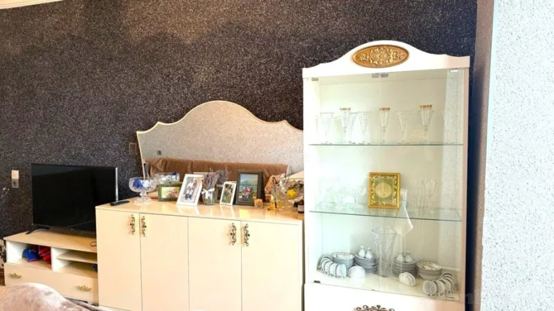 Satılır 2 otaqlı Mənzil Köhnə tikili 55 m² Xalqlar Dostluğu m. - şəkil 7