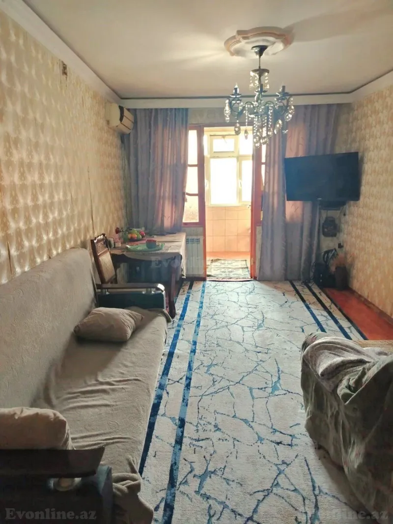 3 otaqlı Mənzil 50 m² 8-ci kilometr Satılır
