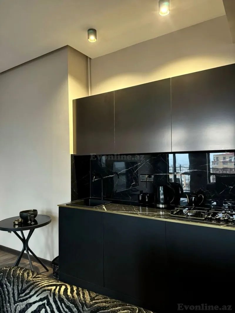 Kirayə verilir 2 otaqlı Mənzil Yeni tikili 100 m² Nizami m. - şəkil 18