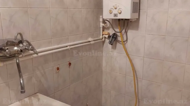 Satılır 3 otaqlı Mənzil Köhnə tikili 70 m² Nəsimi m. - şəkil 10