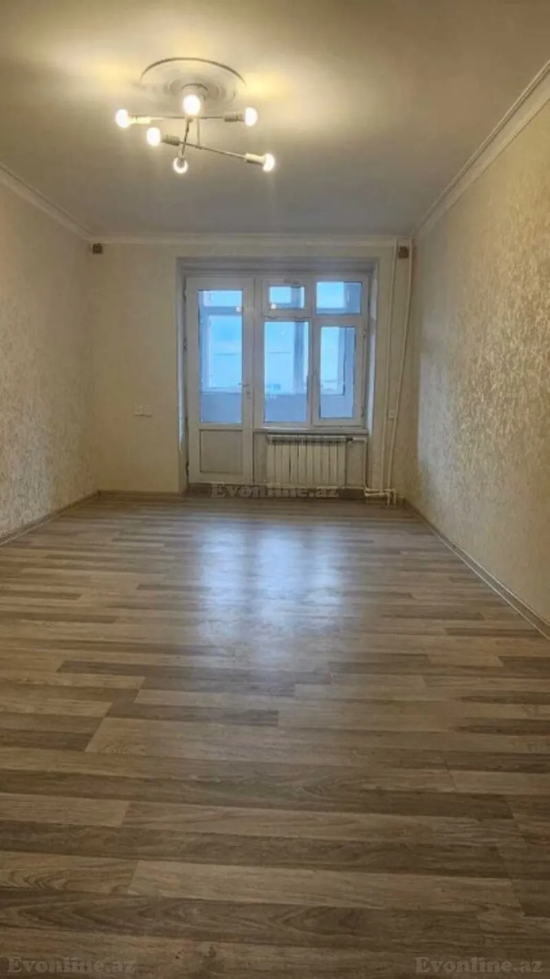 2 otaqlı Mənzil 50 m² Qara Qarayev m. Satılır