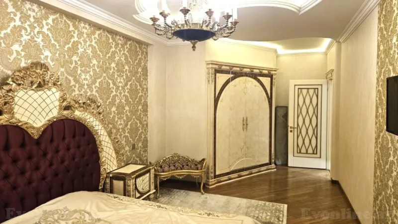 3 otaqlı Mənzil 135 m² 7-ci mikrorayon Kirayə verilir