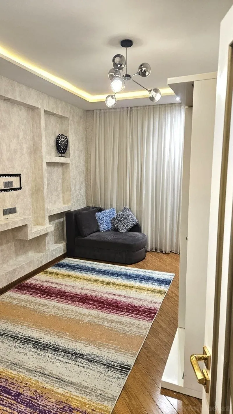 Kirayə verilir 3 otaqlı Mənzil Yeni tikili 135 m² 7-ci mikrorayon - şəkil 7
