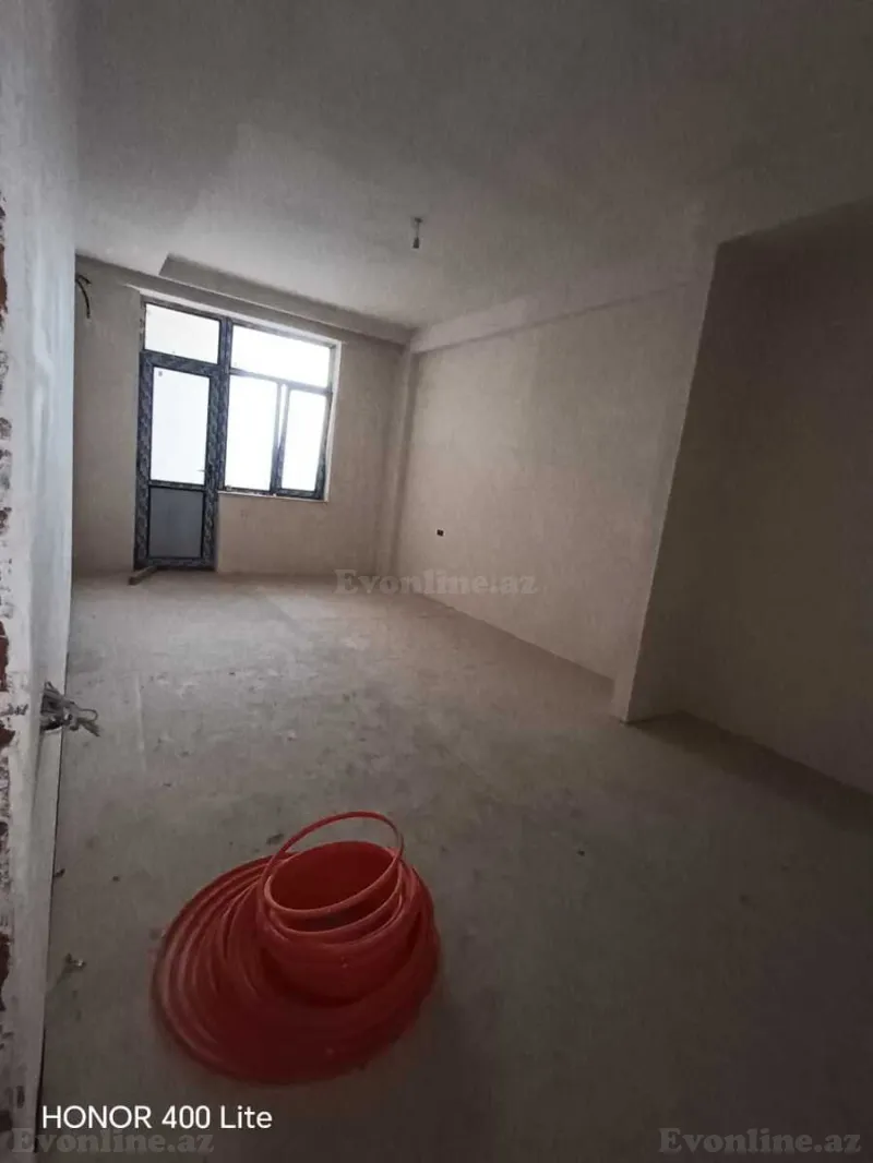 Satılır 4 otaqlı Mənzil Yeni tikili 215 m² 8-ci mikrorayon - şəkil 3