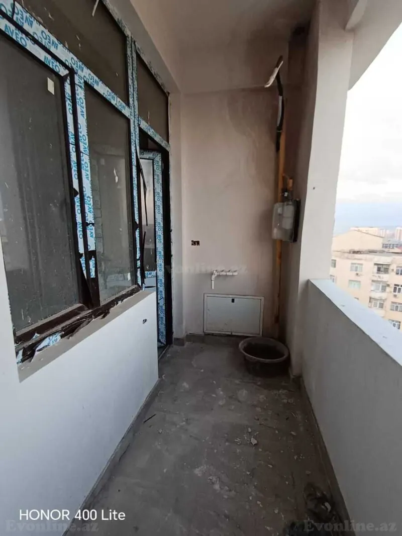 Satılır 4 otaqlı Mənzil Yeni tikili 215 m² 8-ci mikrorayon - şəkil 16