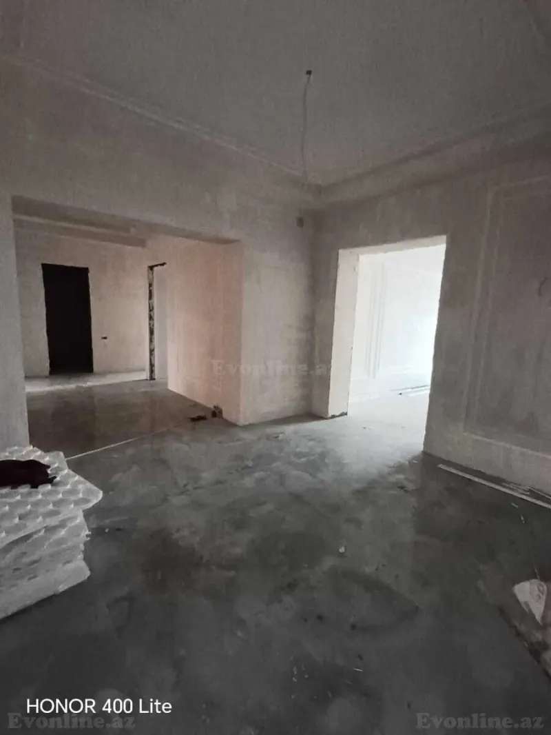 Satılır 4 otaqlı Mənzil Yeni tikili 215 m² 8-ci mikrorayon - şəkil 17
