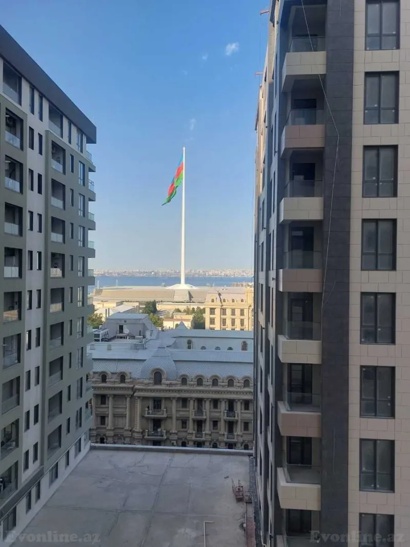 Satılır 4 otaqlı Mənzil Köhnə tikili 123 m² Bayıl - şəkil 13