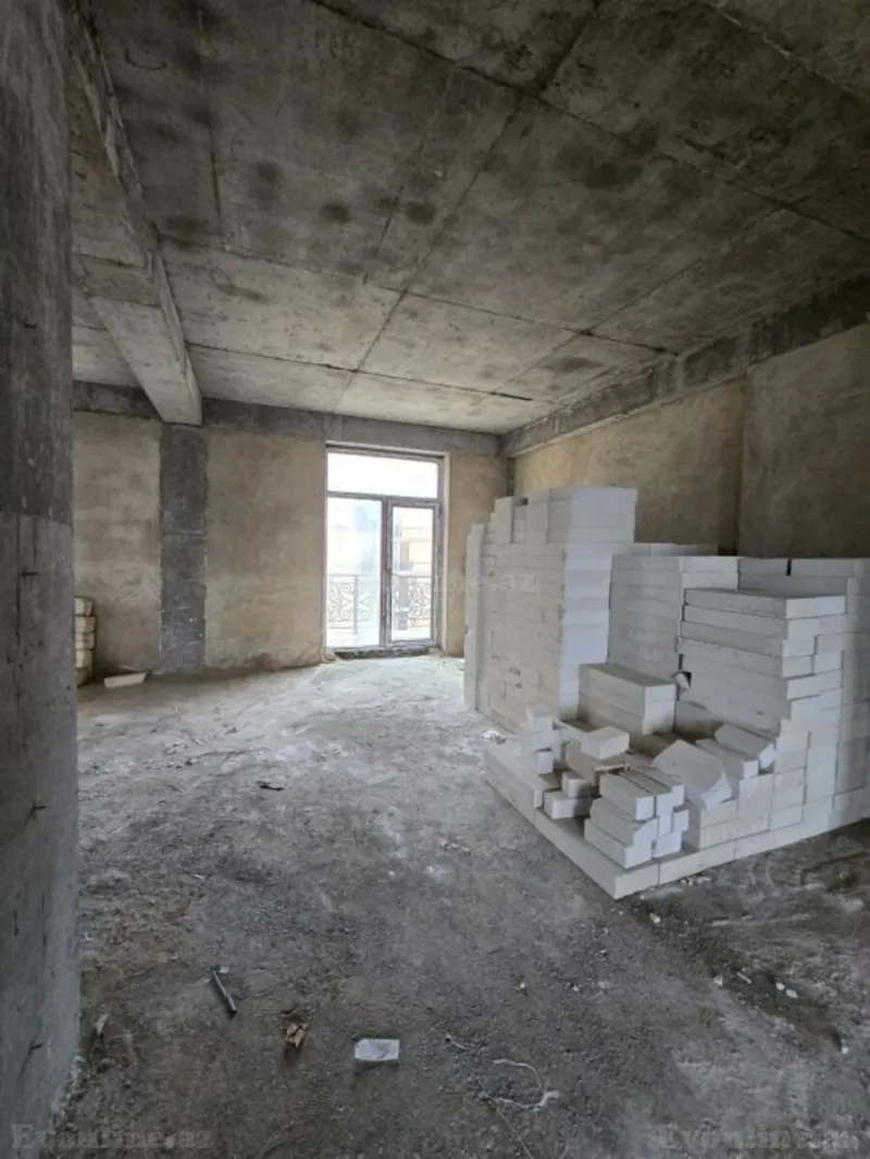 Satılır 4 otaqlı Mənzil Yeni tikili 215 m² Xətai r. - şəkil 6