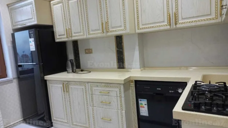 Kirayə verilir 3 otaqlı Mənzil Yeni tikili 120 m² İnşaatçılar m. - şəkil 12