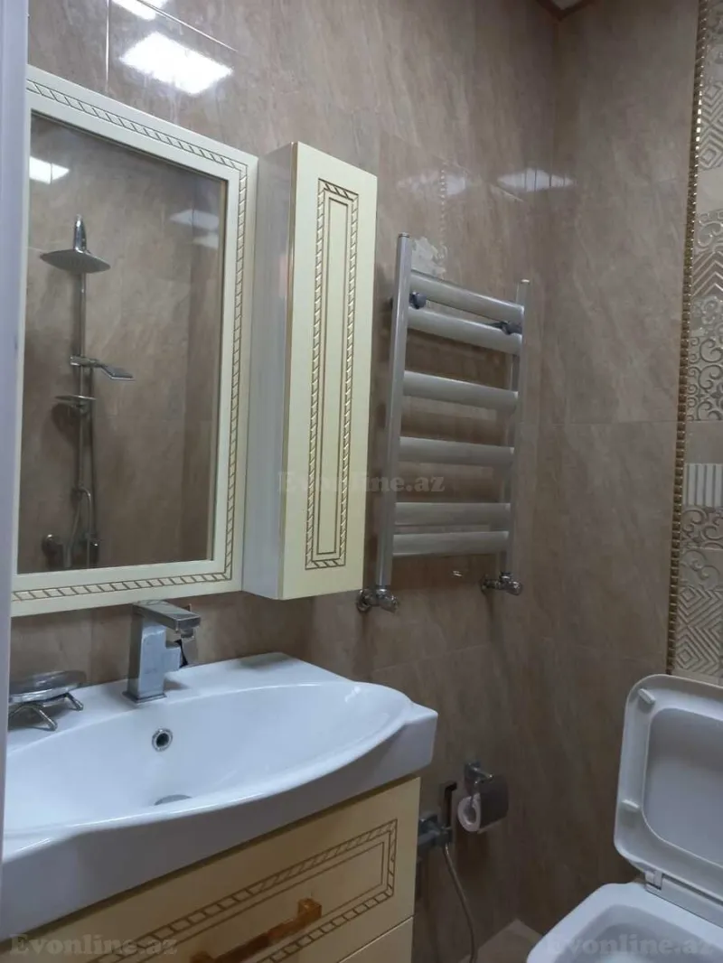 Kirayə verilir 3 otaqlı Mənzil Yeni tikili 120 m² İnşaatçılar m. - şəkil 14