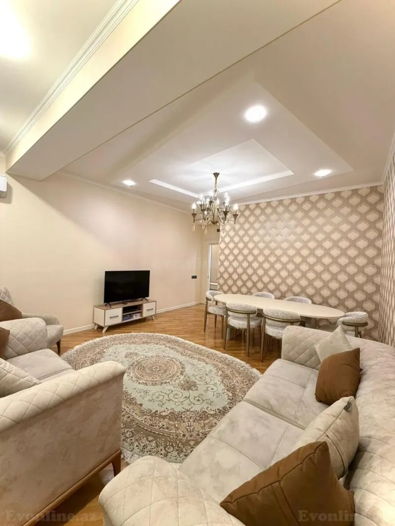 Satılır 3 otaqlı Mənzil Yeni tikili 130 m² İnşaatçılar m. - şəkil 4