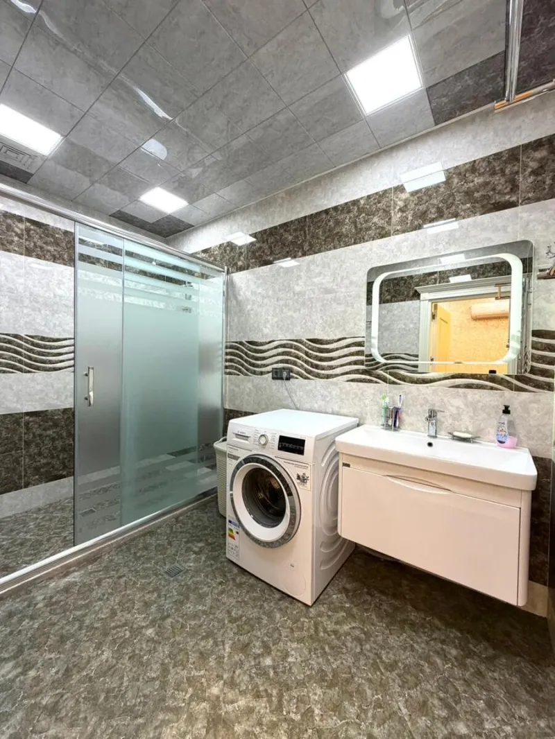 Satılır 3 otaqlı Mənzil Yeni tikili 130 m² İnşaatçılar m. - şəkil 17