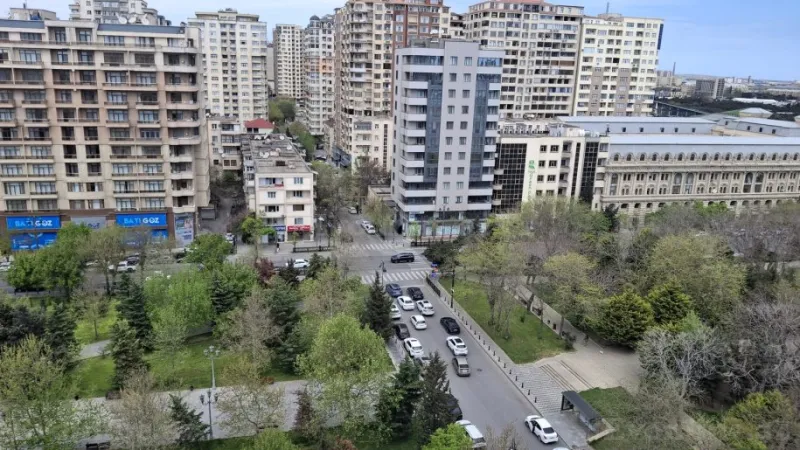 Satılır 4 otaqlı Mənzil Yeni tikili 185 m² Nərimanov r. - şəkil 2