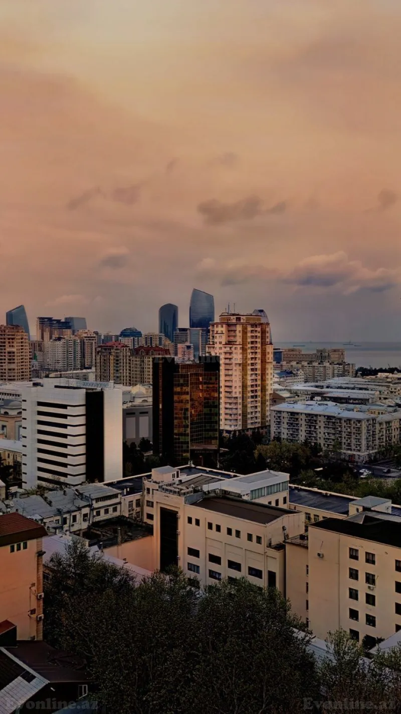 Satılır 3 otaqlı Mənzil Yeni tikili 160 m² 28 May m.