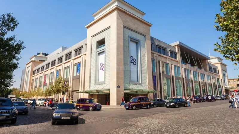 Satılır 3 otaqlı Mənzil Yeni tikili 160 m² 28 May m. - şəkil 3