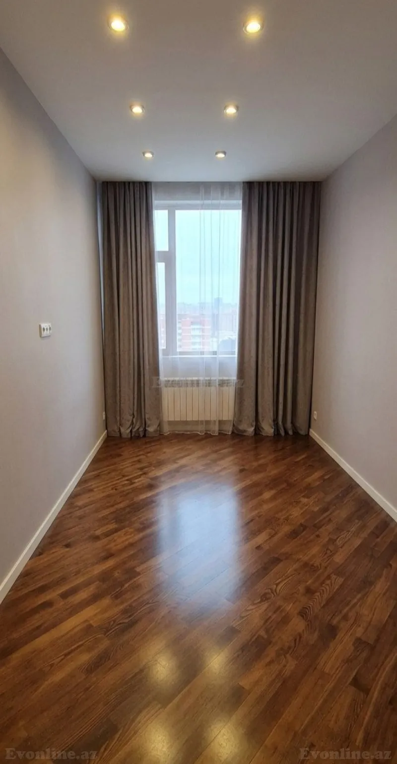 Satılır 3 otaqlı Mənzil Yeni tikili 160 m² 28 May m. - şəkil 14