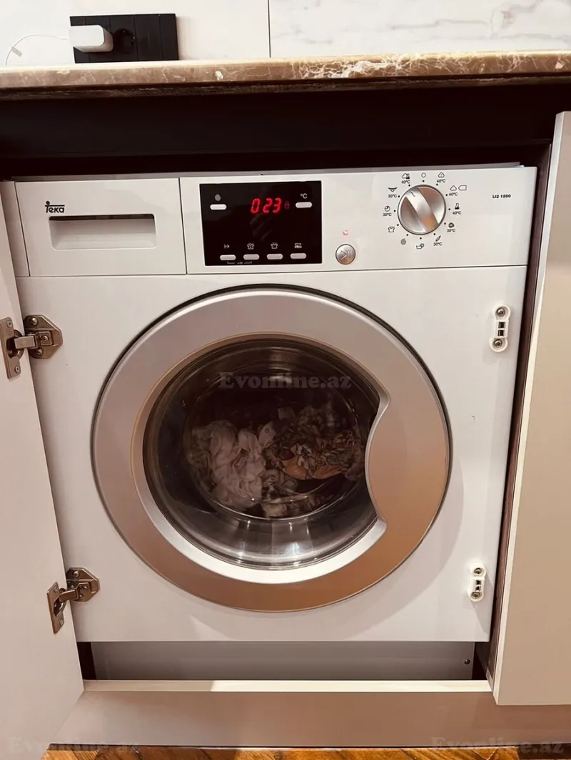 Satılır 3 otaqlı Mənzil Yeni tikili 160 m² 28 May m. - şəkil 19