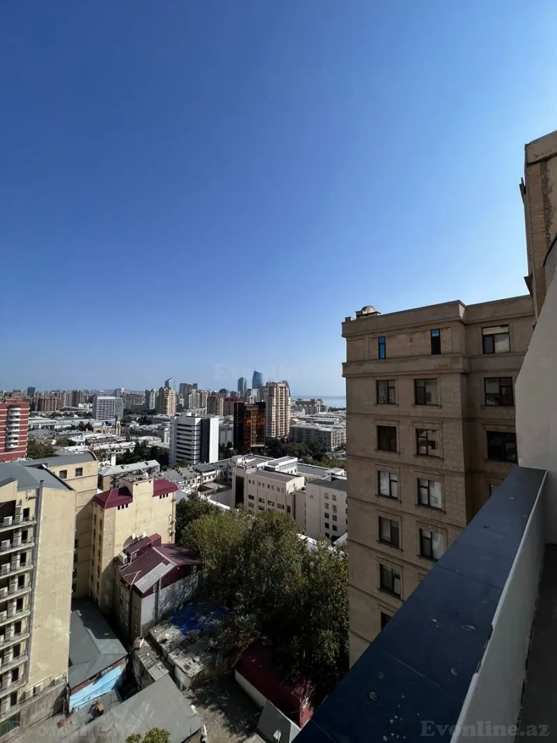 Satılır 3 otaqlı Mənzil Yeni tikili 160 m² 28 May m. - şəkil 21