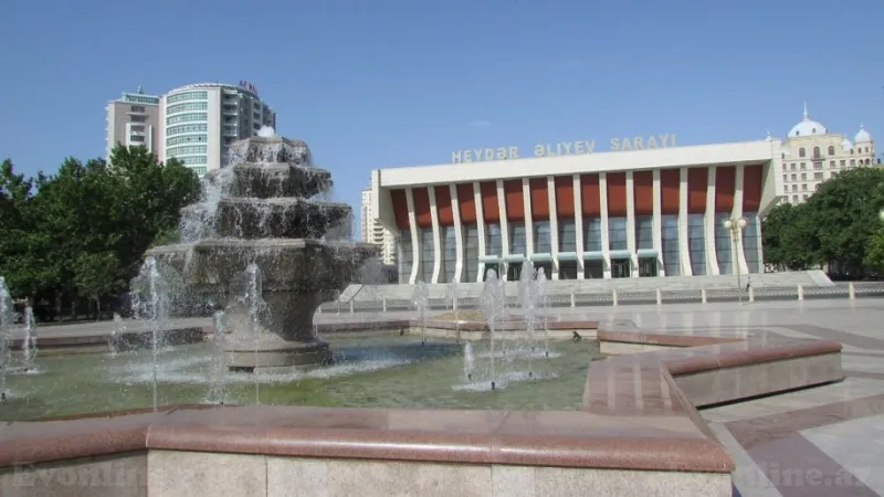 Satılır 3 otaqlı Mənzil Yeni tikili 160 m² 28 May m. - şəkil 23