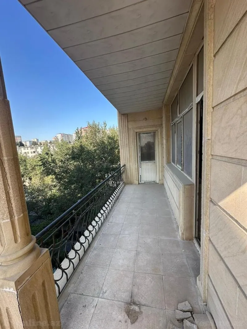 Satılır 7 otaqlı Mənzil Yeni tikili 408 m² 4-cü mikrorayon