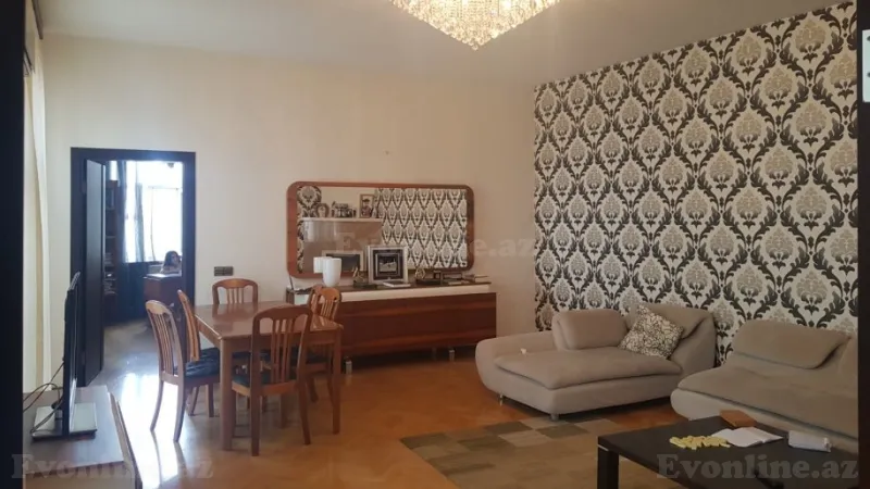 Kirayə verilir 6 otaqlı Mənzil Köhnə tikili 200 m² Yasamal - şəkil 4