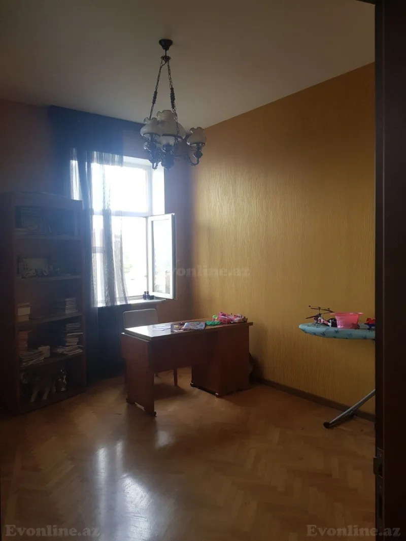 Kirayə verilir 6 otaqlı Mənzil Köhnə tikili 200 m² Yasamal - şəkil 5