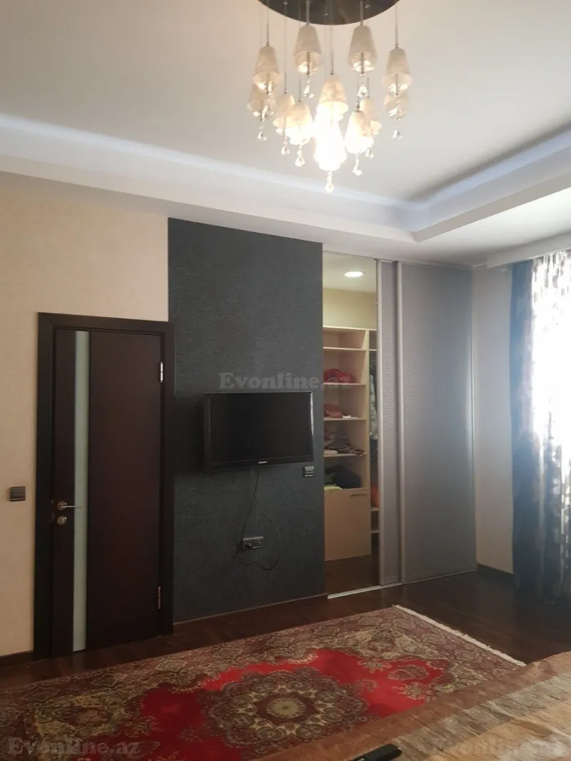 Kirayə verilir 6 otaqlı Mənzil Köhnə tikili 200 m² Yasamal - şəkil 10