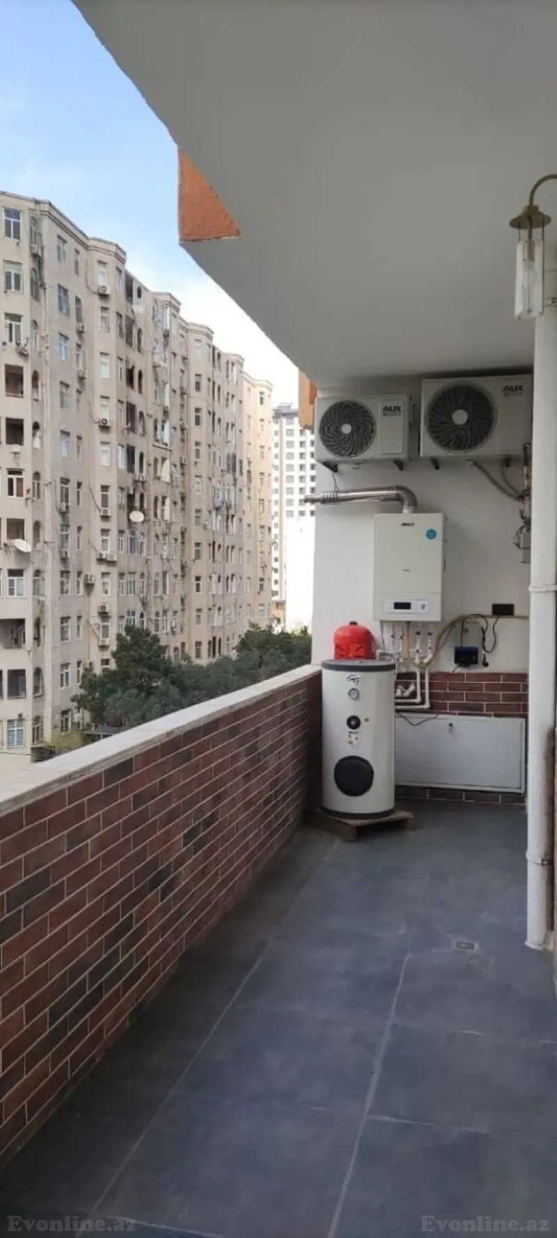 Kirayə verilir 4 otaqlı Mənzil Yeni tikili 180 m² Xətai m. - şəkil 12