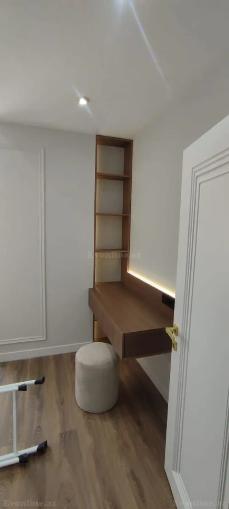 Kirayə verilir 4 otaqlı Mənzil Yeni tikili 180 m² Xətai m. - şəkil 26