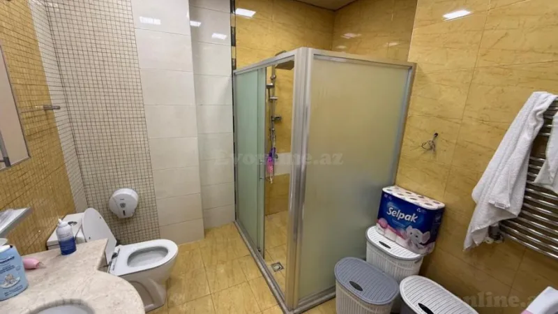 Satılır 3 otaqlı Mənzil Köhnə tikili 130 m² Səbail r. - şəkil 16