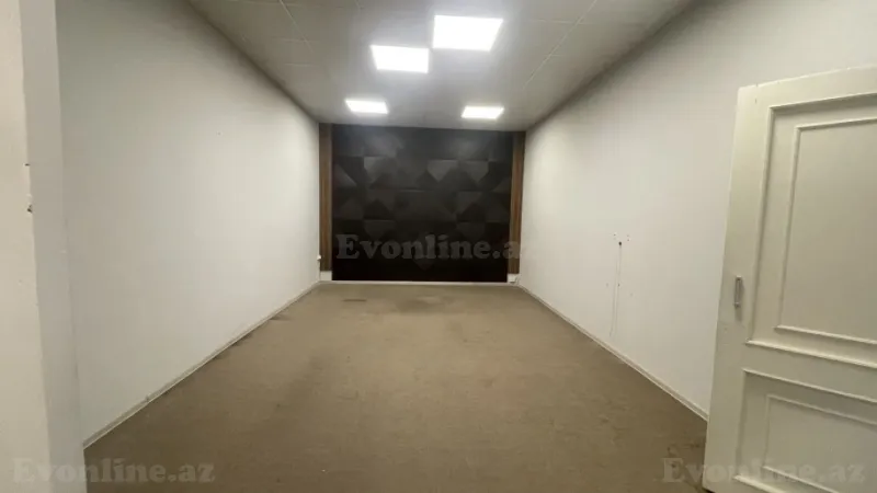 Kirayə verilir Obyekt 120 m² 8-ci mikrorayon