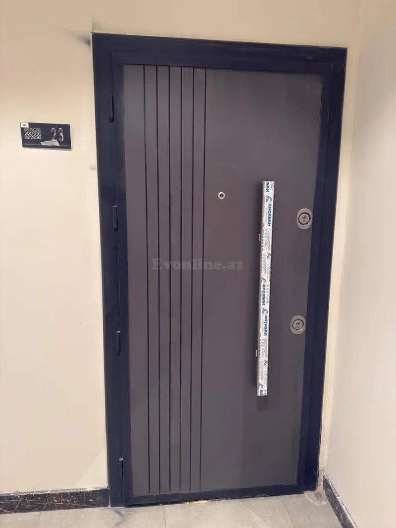 Satılır 2 otaqlı Mənzil Yeni tikili 80 m² Koroğlu m. - şəkil 3