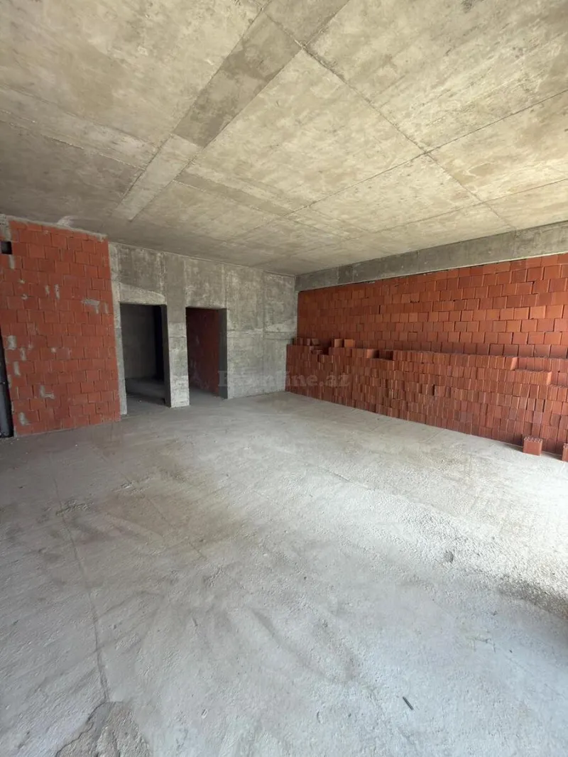 Satılır 2 otaqlı Mənzil Yeni tikili 80 m² Koroğlu m. - şəkil 4