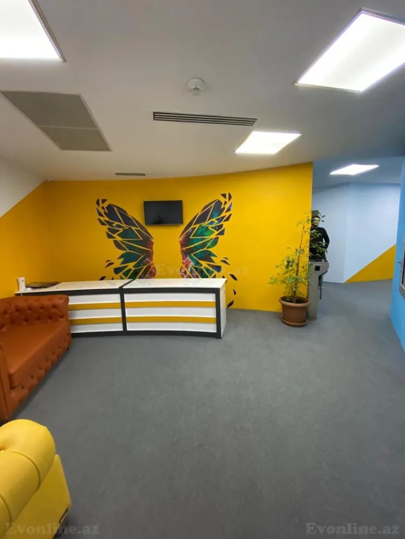 8 otaqlı Ofis 249 m² Nərimanov r. Satılır