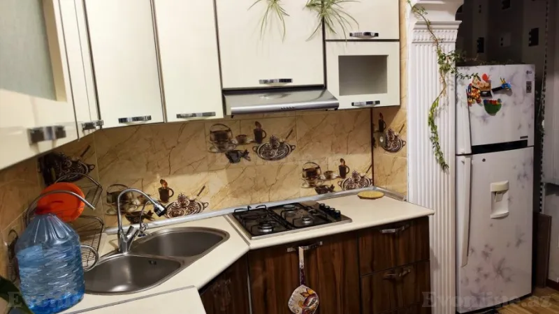 Kirayə verilir 2 otaqlı Mənzil Köhnə tikili 60 m² Köhnə Günəşli - şəkil 12