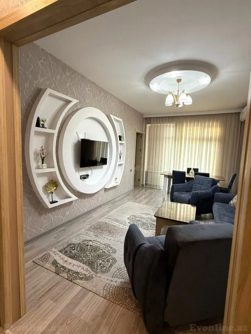 3 otaqlı Mənzil 108 m² Yasamal Kirayə verilir