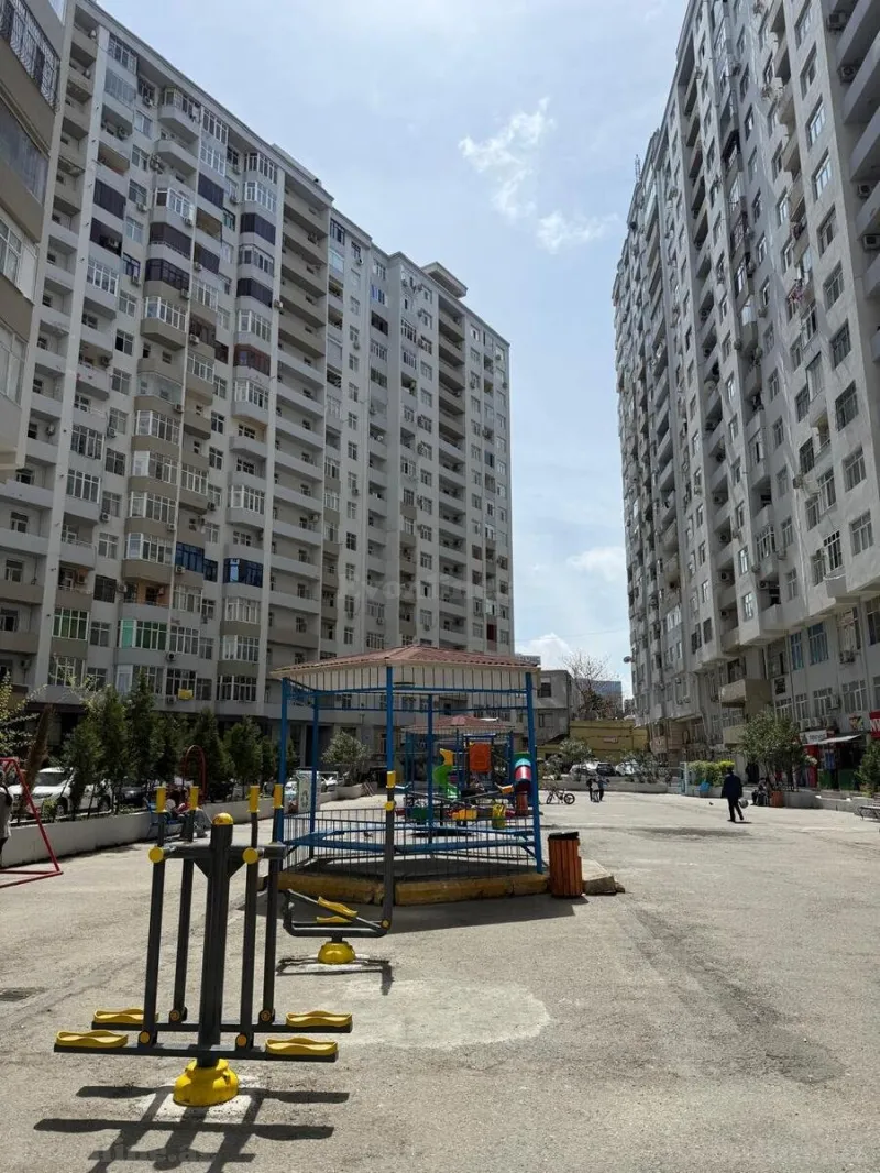 Satılır 1 otaqlı Mənzil Yeni tikili 67 m² 3-cü mikrorayon