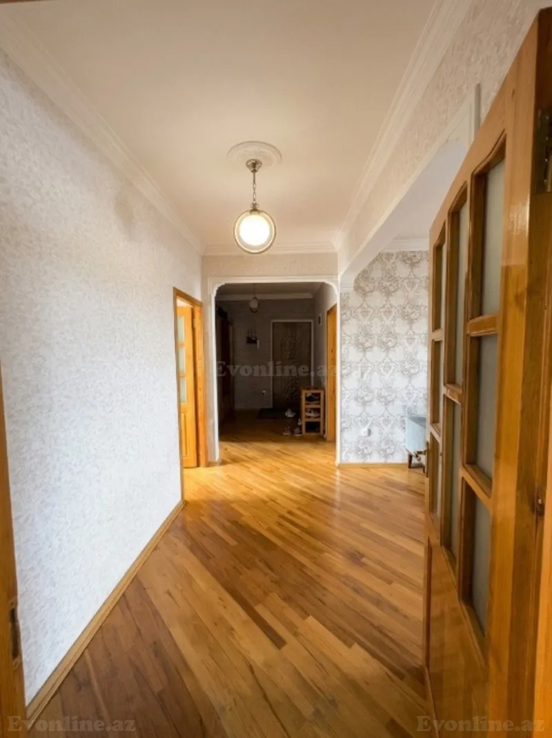 Satılır 5 otaqlı Mənzil Köhnə tikili 120 m² Əhmədli m. - şəkil 8