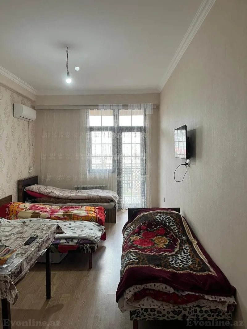 1 otaqlı Mənzil 54 m² 28 May m. Satılır