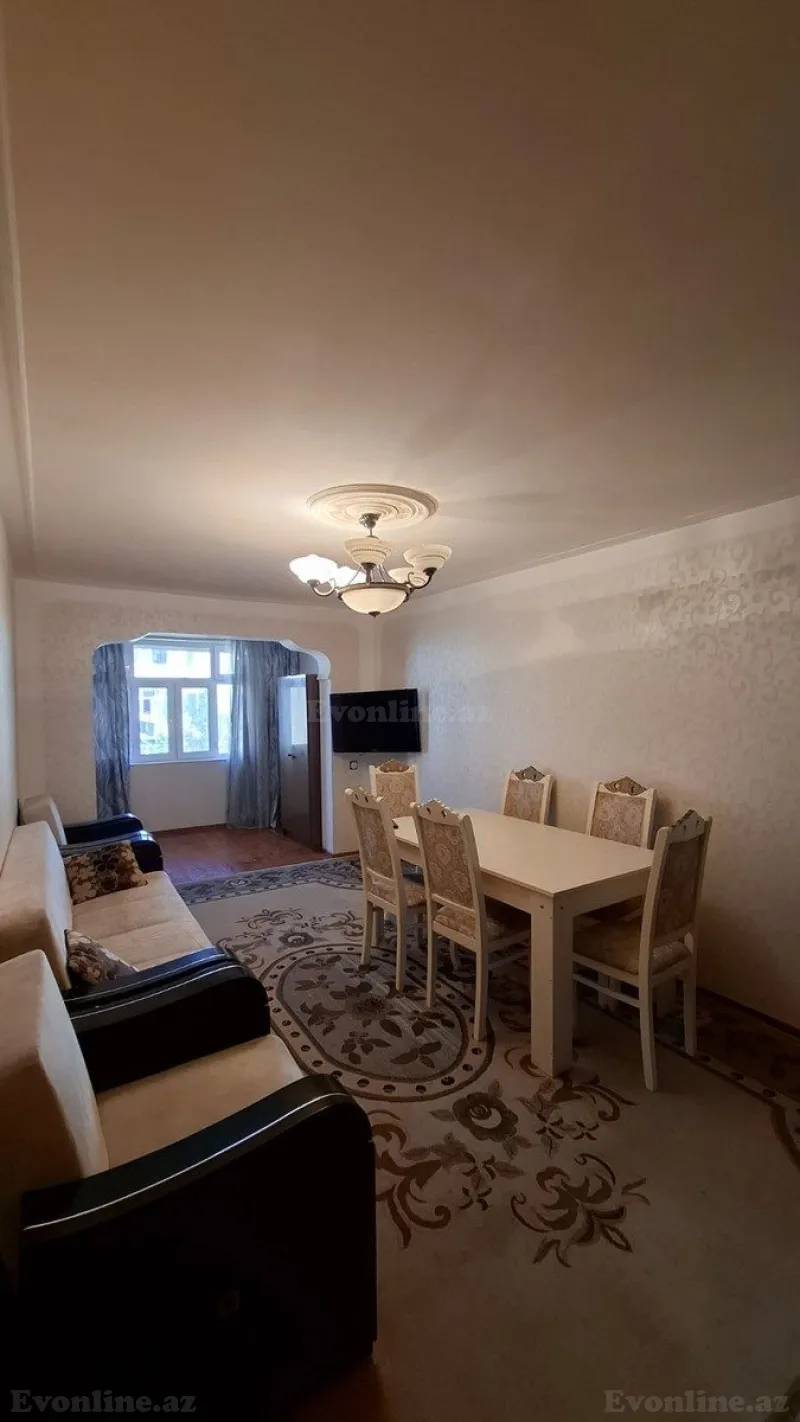 3 otaqlı Mənzil 75 m² Neftçilər m. Kirayə verilir