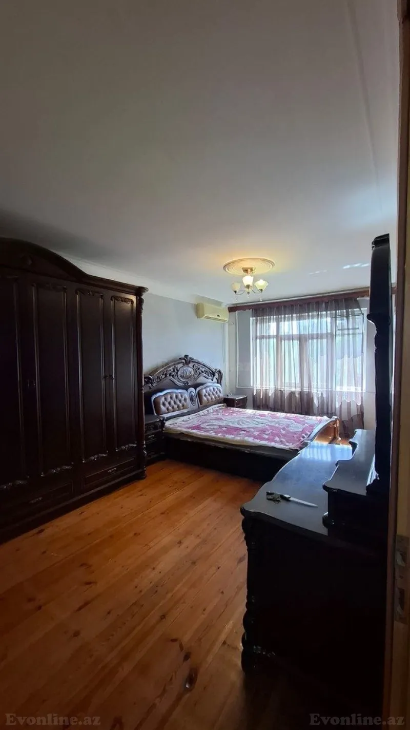 Kirayə verilir 3 otaqlı Mənzil Köhnə tikili 75 m² Neftçilər m. - şəkil 4