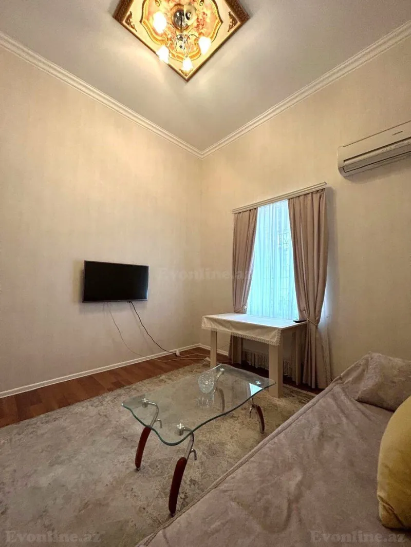 2 otaqlı Mənzil 45 m² Sahil m. Satılır