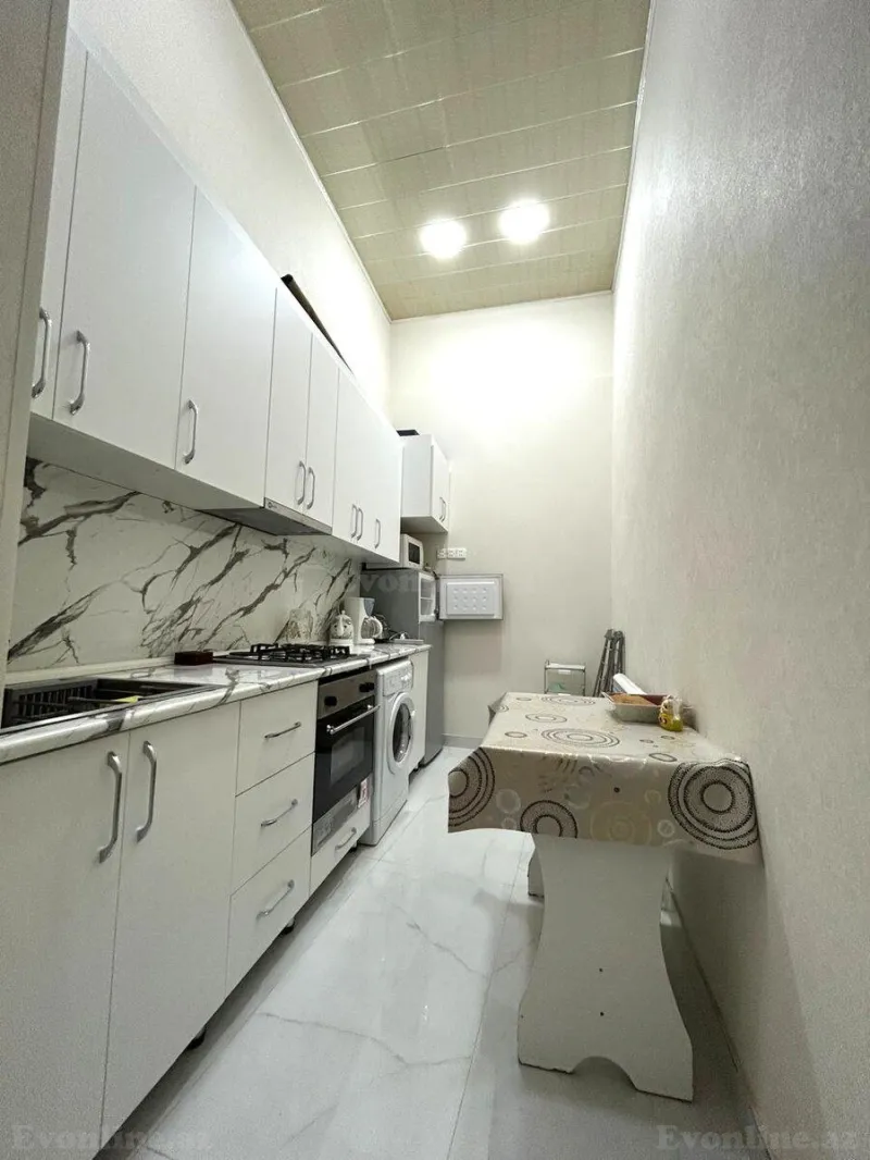 Satılır 2 otaqlı Mənzil Köhnə tikili 45 m² Sahil m. - şəkil 6