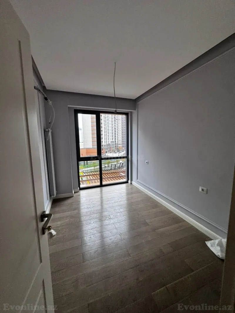 Kirayə verilir 3 otaqlı Mənzil Yeni tikili 85 m² Bakmil m. - şəkil 4